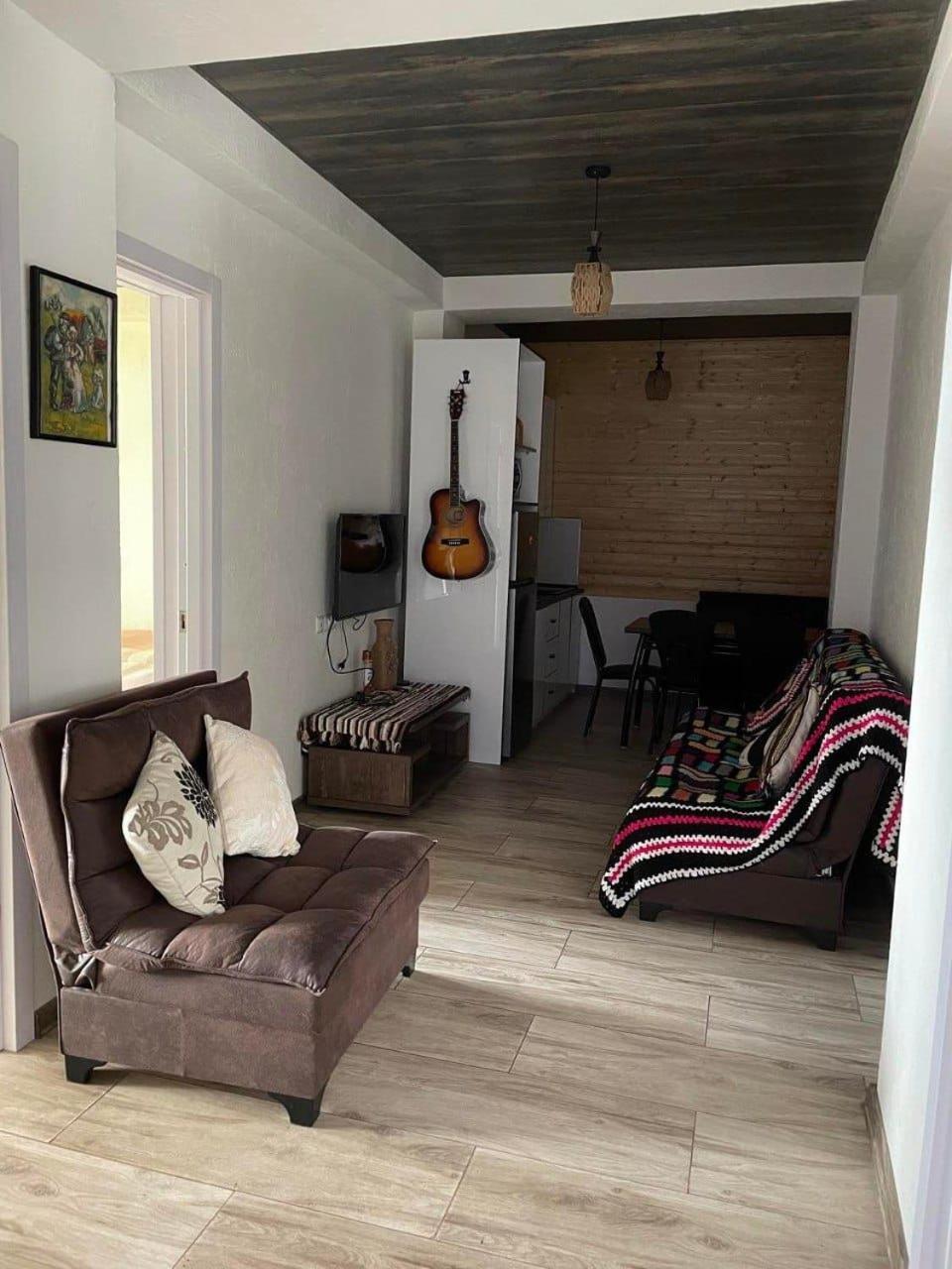 דירות גודאורי Mountain Dream House מראה חיצוני תמונה