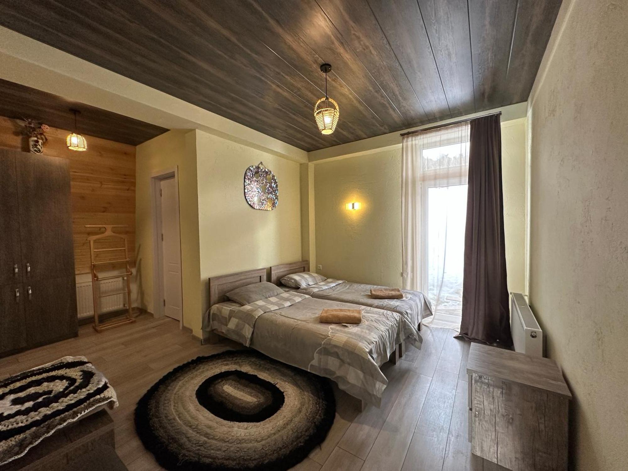 דירות גודאורי Mountain Dream House מראה חיצוני תמונה